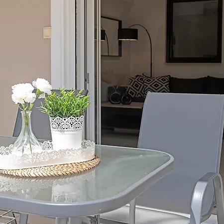 Lägenhet Sunset Luxury Flogita